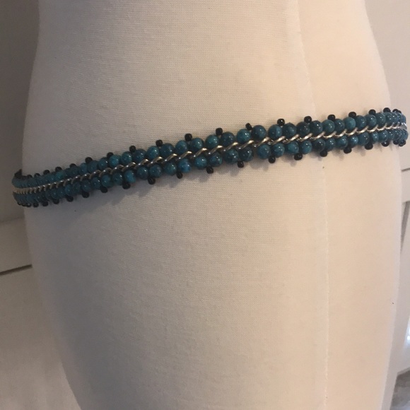 Beautiful beaded and chain link belt - Picture 3 of 4